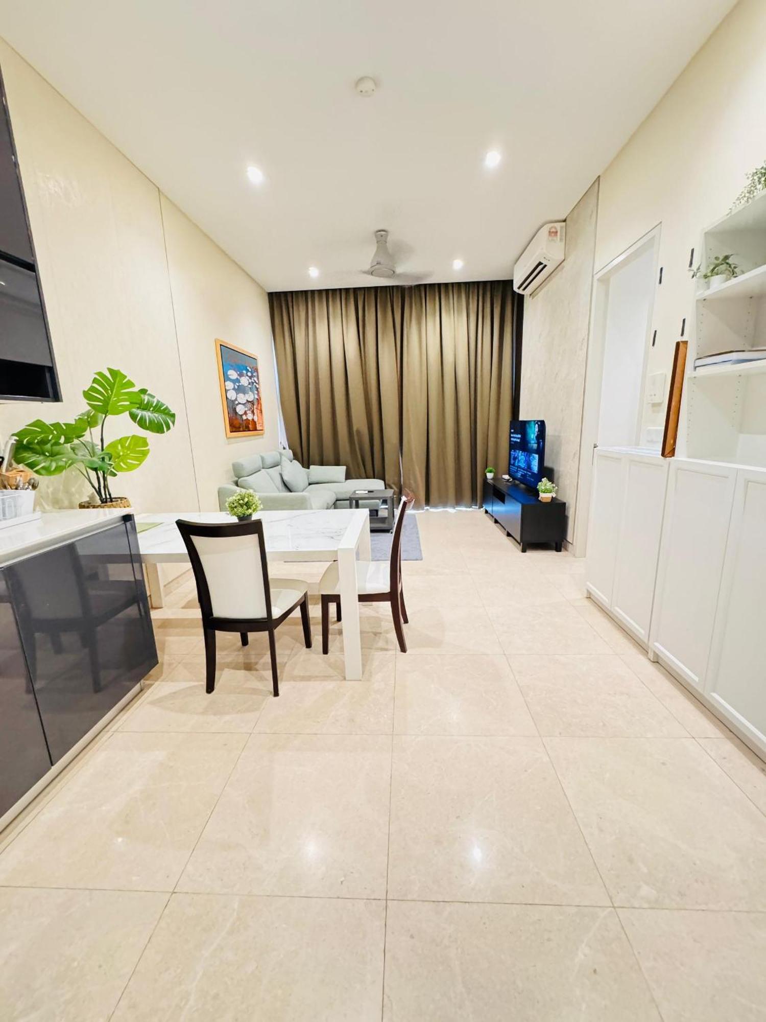Lucentia Residence Has An Amazing Pool Κουάλα Λουμπούρ Εξωτερικό φωτογραφία